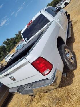 68140775ai 586.ch8n17 17 Dodge Ram2500 Hitch/tow Hook/winc Oem