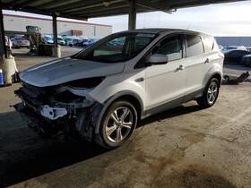 586.fd8c15 Escape 2015 Hitch/tow Hook/winch 5093395