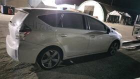 586.to1m13 Prius V 2013 Hitch/tow Hook/winch 3659609 586.to1m13 Prius V 2013 Hitch/tow Hook/winch 3659609