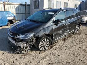 148.ch1f20 Chrysler Right Roof Luggage Rack 2020 Pacifica