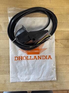E0495.07 Dhollandia Wander Lead 3 Button Remote Truck Side Connector Only