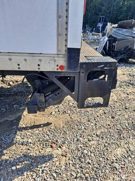 3670192 Maxon 2415263 Gptlr Series Lift Gate Assembly 2014 N/a
