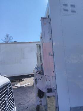 3864268 Thieman 2575273 M Series Lift Gate Assembly