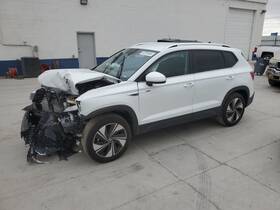 148.vw1624 Volkswagen Right Roof Luggage Rack 2024 Taos