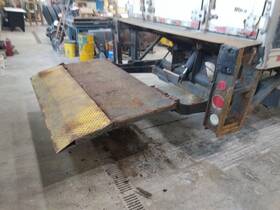 3755230 Waltco 2489396 Em Series Lift Gate Assembly
